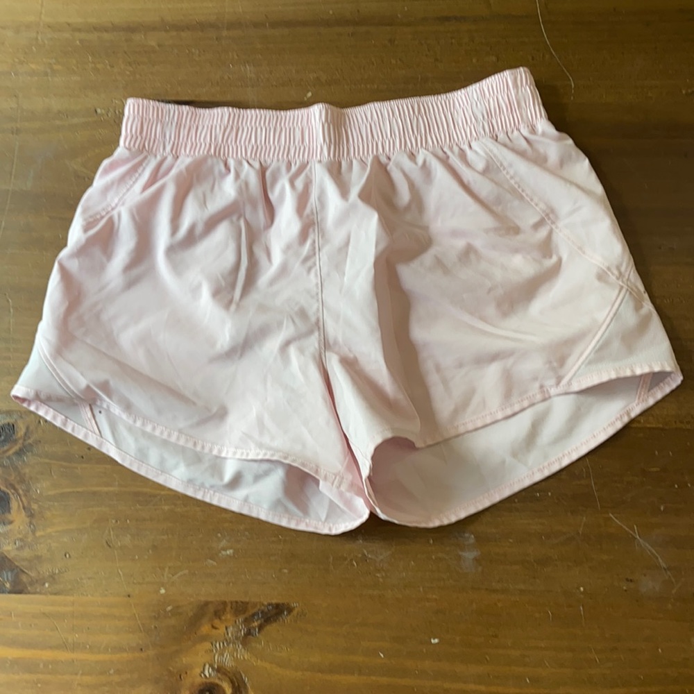 Women’s M pink Workout shorts